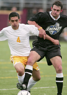  Action in the game between the Stingers and the Impact 