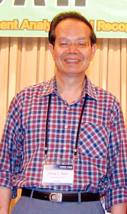 Ching Suen in Seoul, where he was presented with an award for his contributions to document analysis and recognition.